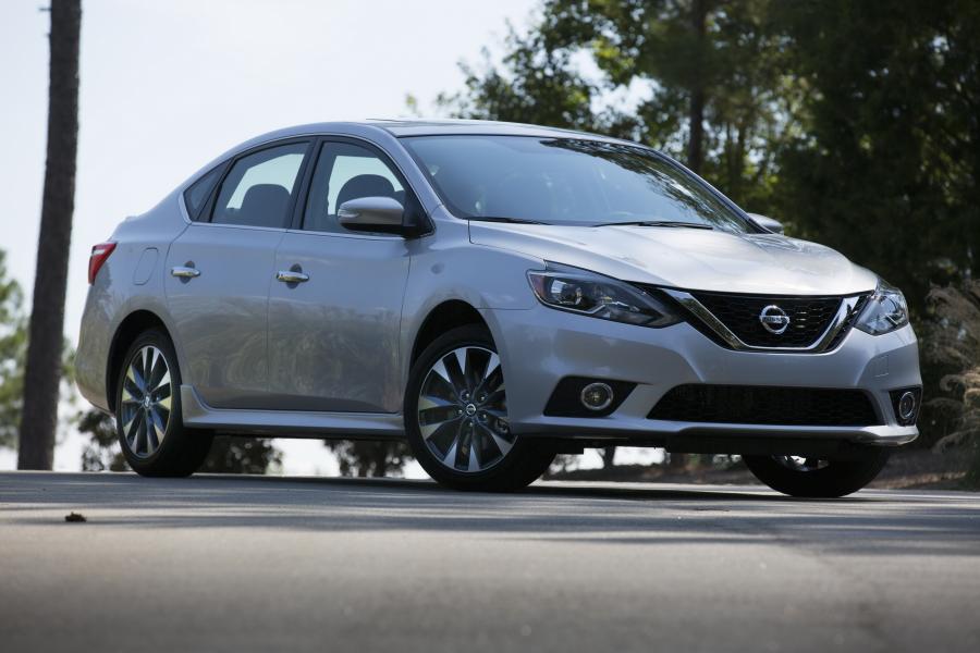  Nissan Sentra SR Turbo (B17) 2016 года  (фото 32 из 44)